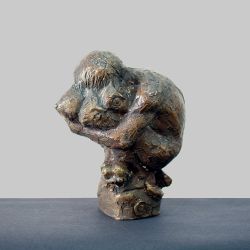 Kleiner Eulenschützer, 2016, Bronze, H. 17cm